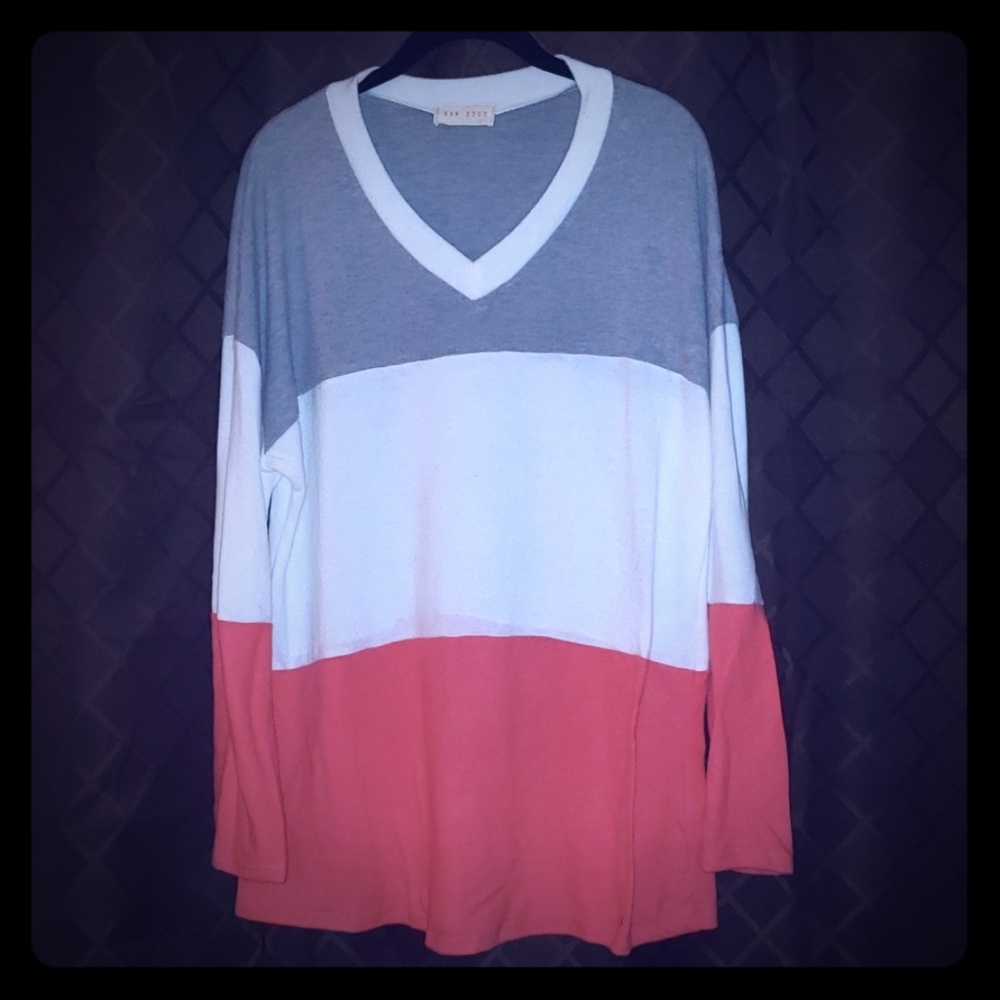 Women's long sleeve top